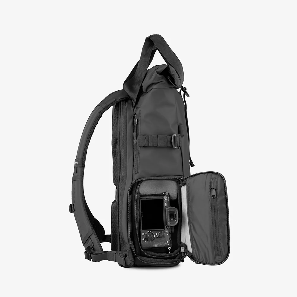 PRVKE 21L in Black - Image 7