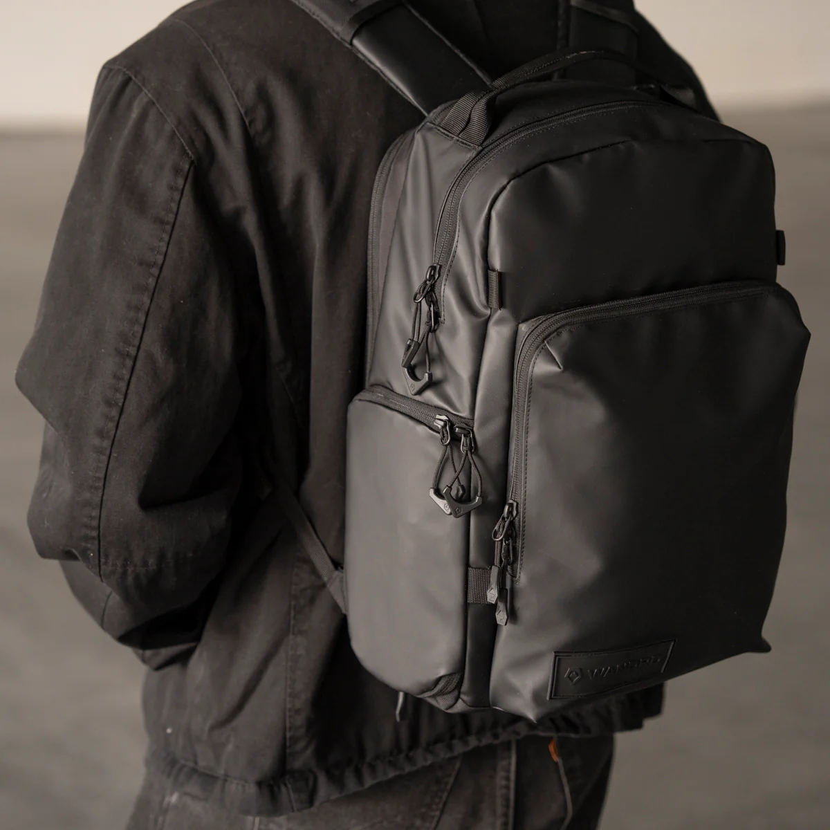 PRVKE Pocket 21L In Black - Image 14