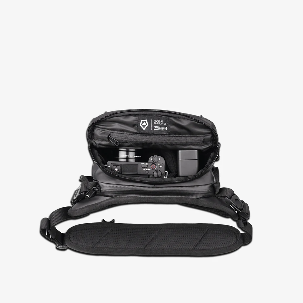 ROGUE 3L Sling V1 in Black - Image 8