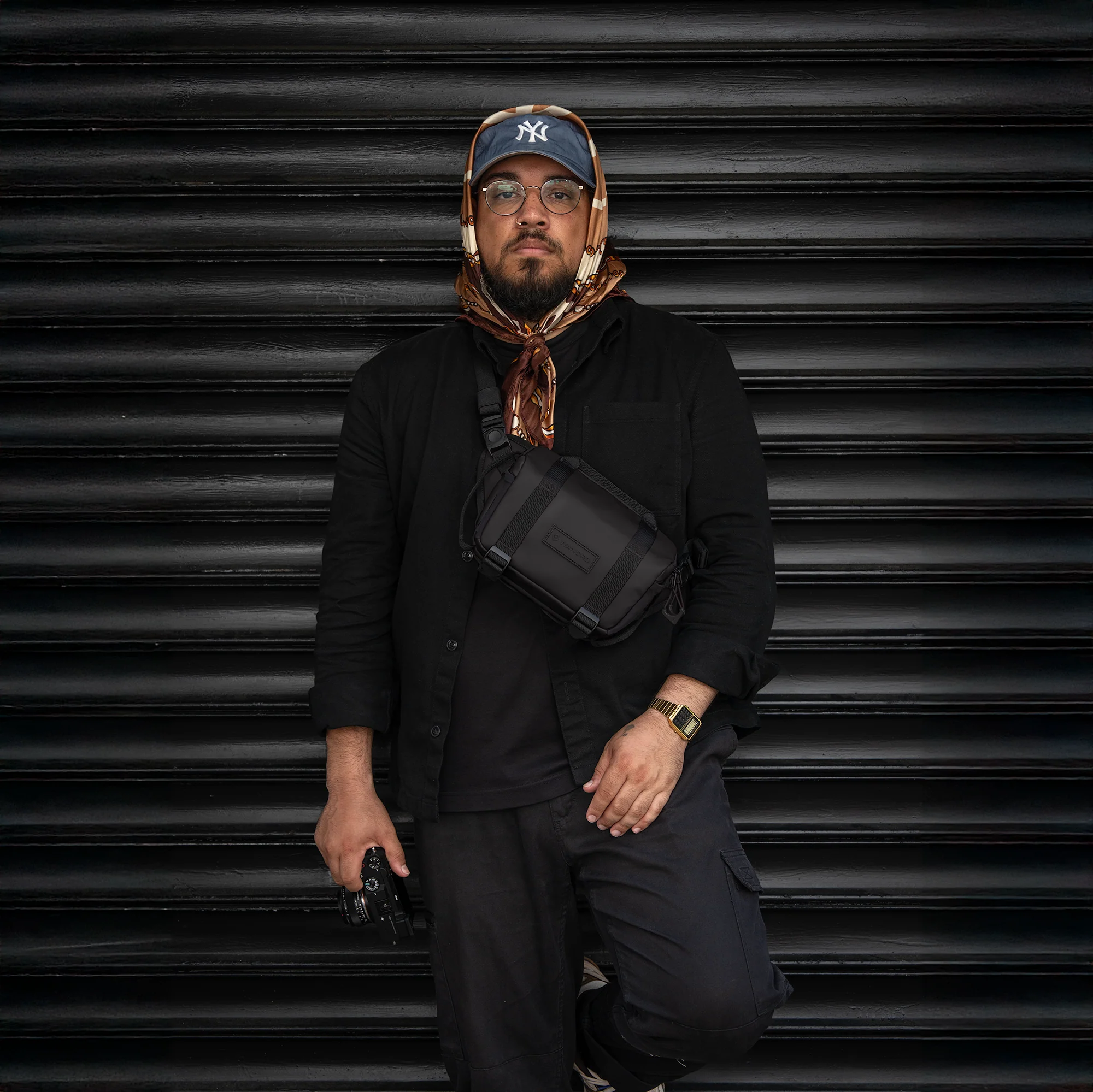 ROGUE 4L Sling in Black - Image 7