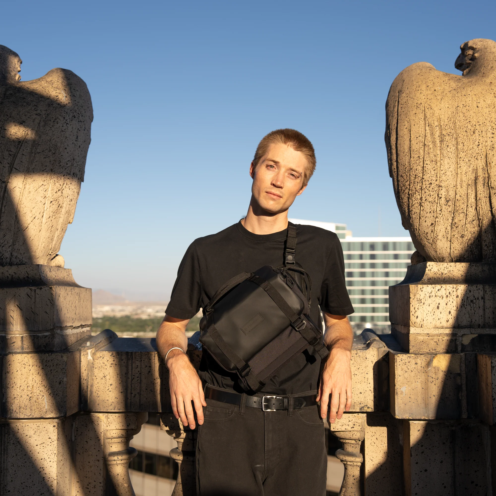 ROGUE 6L Sling in Black - Image 8