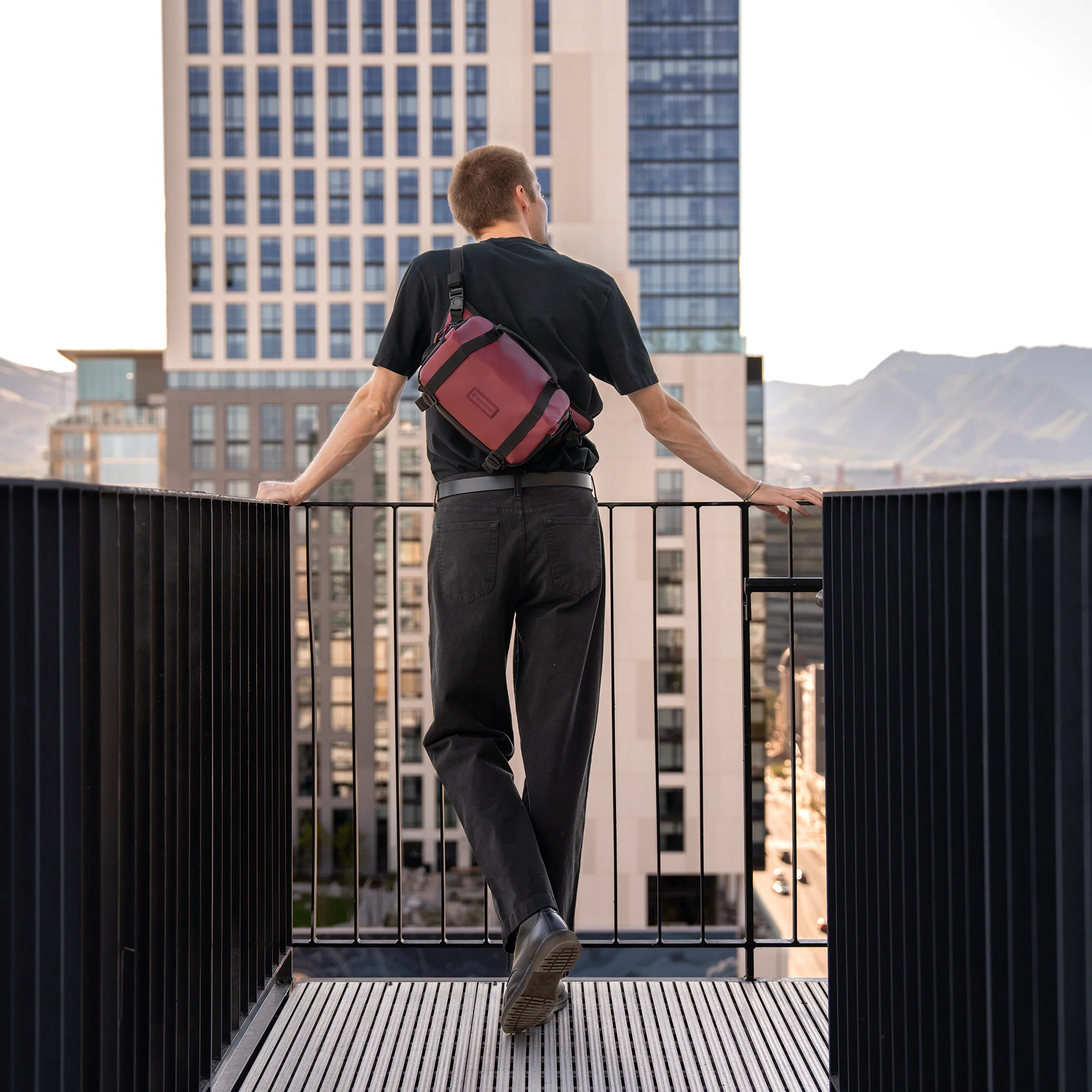 ROGUE 6L Sling in Rhone Burgundy - Image 10