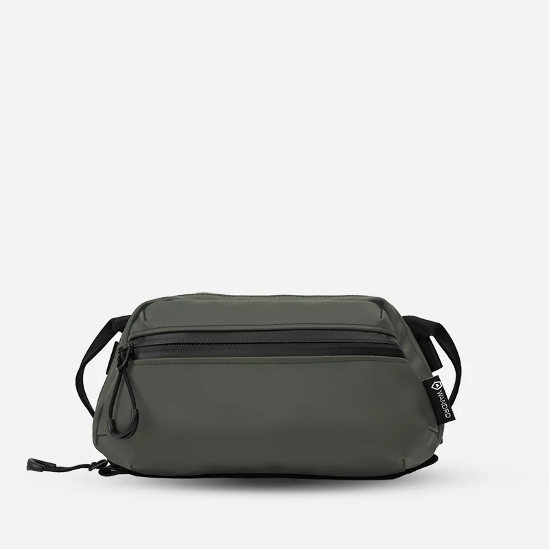 Tech Bag Medium in Wasatch Green